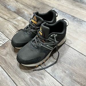 Men’ New Balance 410 Trail Tennis Shoes